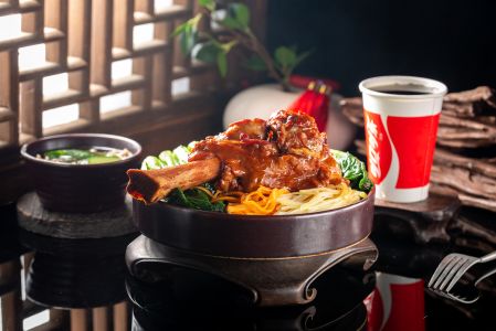 肉类,中餐,美食,物品,生活用品,厨卫用品,大骨肉,可乐,叉子