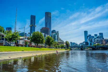 国外,湖泊,都市,建筑,道路,现代建筑,城镇,天空,白云,全景,树叶,国际旅游,江河,自然风光,树木,汽车,澳大利亚,墨尔本