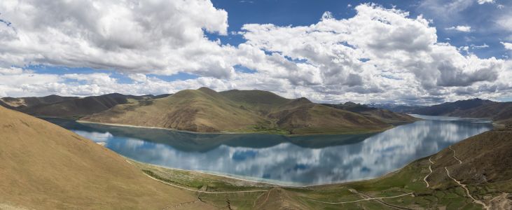 自然风光,江河,山川,天空,白云,全景