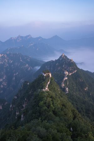 中国,北京,俯瞰,箭扣长城,历史古迹,自然风光,森林,山川,植物,树木,建筑,天空,雾