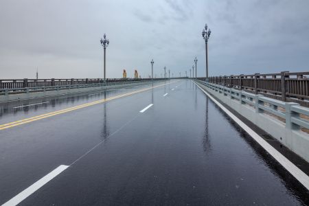 建筑,城镇,公路,道路,天空,桥,乌云