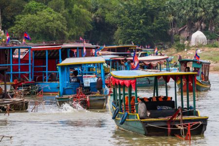 江河,船,自然风光,交通工具,国外,柬埔寨
