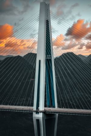自然风光,特写,天空,山川,桥,高架桥,建筑,道路,乌云