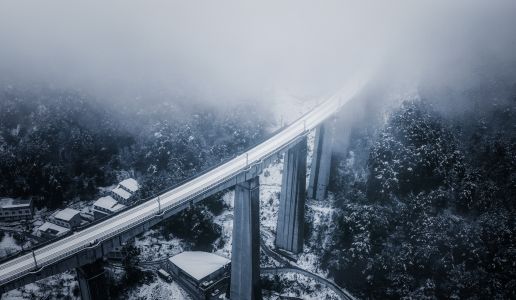 道路,建筑,自然风光,森林,雾,雪,桥,城镇,房屋
