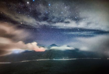 自然风光,星空,夜晚,天空,星星,山川,宇宙天文