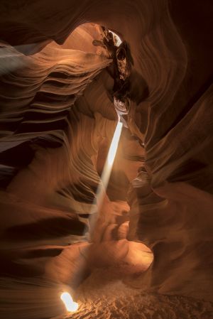 自然风光,峡谷,岩石,洞穴溶洞,仰拍