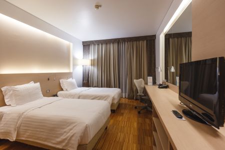 建筑,酒店,酒店房间,城镇,室内家居,家具,床