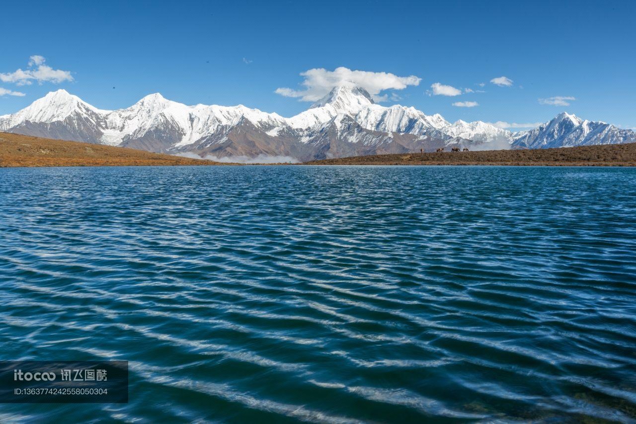 湖泊,雪山,自然风光