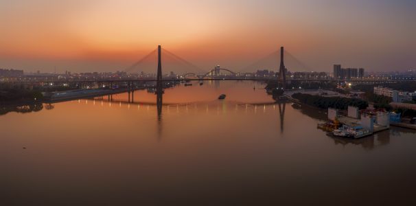 自然风光,城镇,天空,建筑,山川,全景