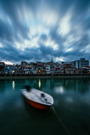 城镇,天空,江河,自然风光,建筑,交通工具,船