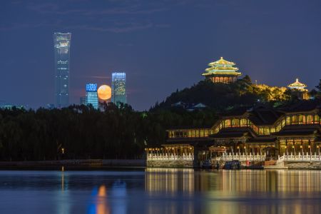 建筑,北海,公园,传统建筑,中国,北京,圆月,夜晚,江河