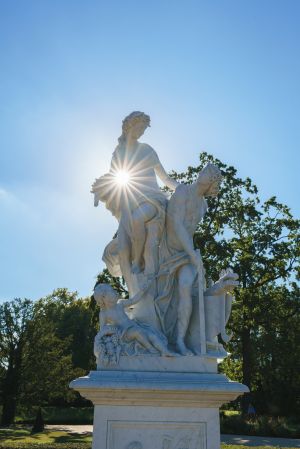 雕像,雕塑,公园,国外,城镇,天空