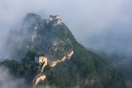 中国,北京,箭扣长城,历史古迹,自然风光,森林,山川,俯瞰,植物,树木,建筑,雾