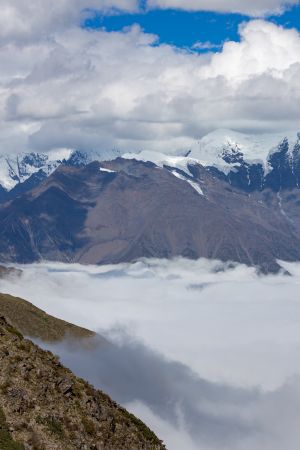 自然风光,白云,雪山,全景,天空