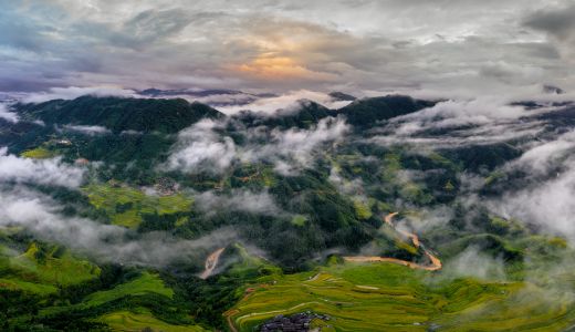 自然风光,白云,山川,天空,道路