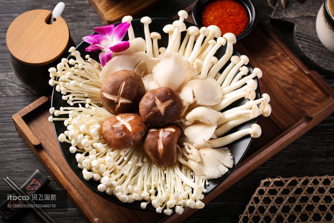 金针菇,蘑菇,香菇