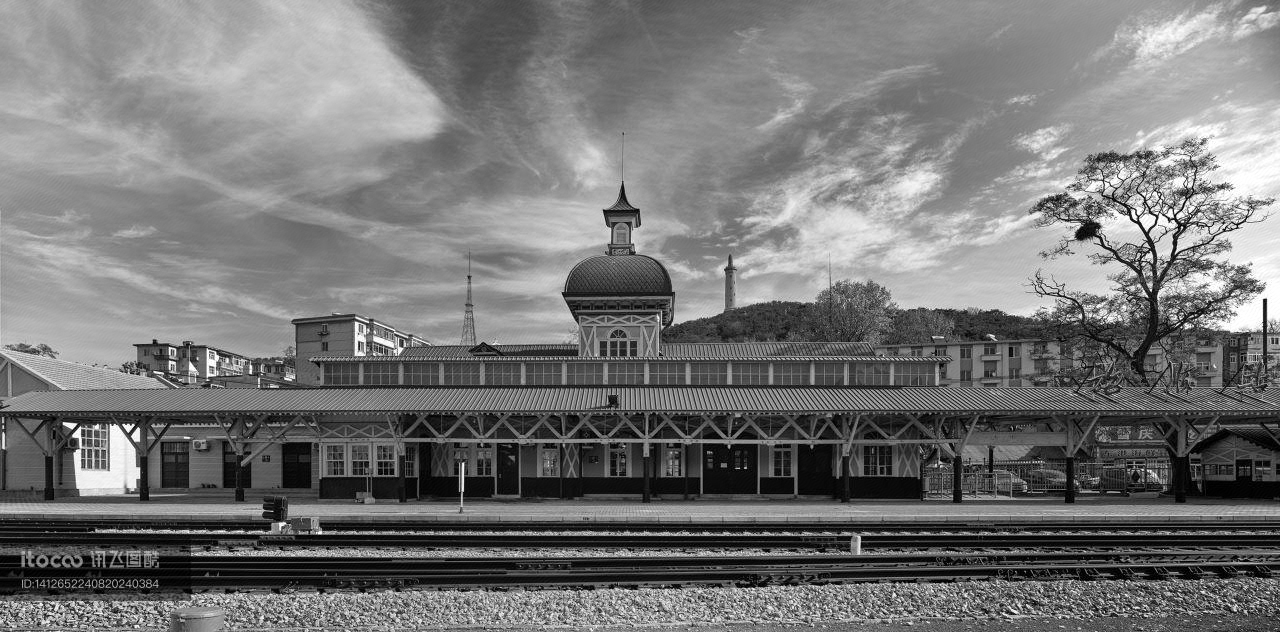 旅顺火车站,俄罗斯风格的木质建筑物,建筑