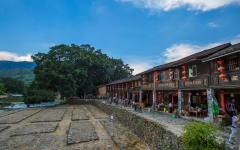 天空,建筑,居民楼,树木,城镇,民俗风情,景点