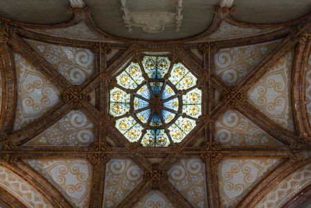 教堂,仰拍,城镇,生活工作,国外,建筑,宗教文化,室内家居,西班牙