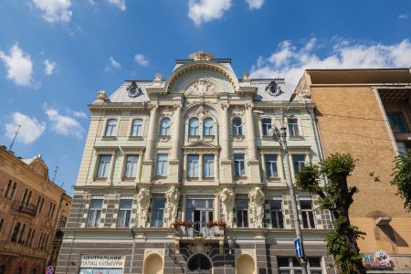 建筑,城镇,天空,白云,乌克兰