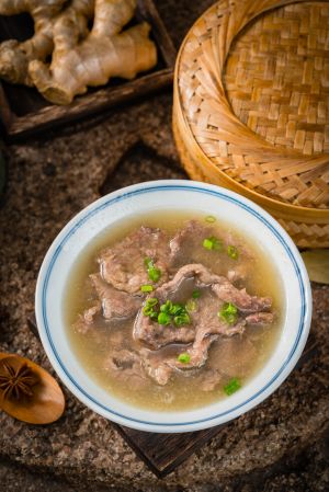 美食,中餐,肉骨茶,肉片汤,肉类,物品,碟,蒸屉,生姜