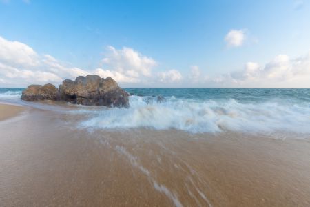 自然风光,沙滩,海洋,天空,岩石,白云