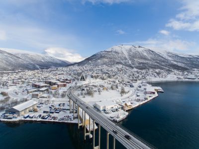 雪山,挪威,国际旅游,自然风光,天空,白云,山川,海洋