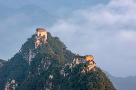 自然风光,箭扣长城,中国,北京,历史古迹,森林,天空,植物,树木,建筑,白云