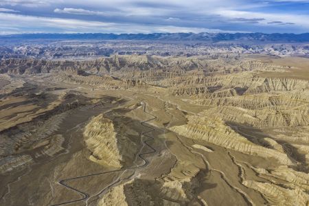 自然风光,航拍,戈壁,山川