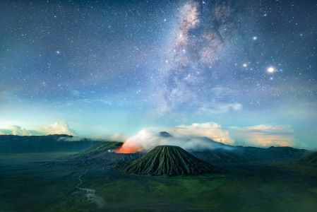 火山,自然风光,国外,星空,印度尼西亚,布罗莫火山,景点,夜晚,全景