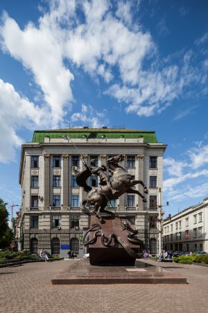 雕像,建筑,国外,城镇,天空,白云,乌克兰
