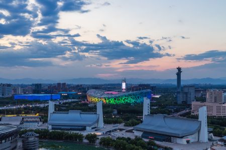 奥林匹克体育中心,中国,北京,建筑,天空,交通工具,汽车