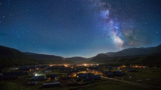 星空,村镇,夜景,城镇,自然风光,山川,夜晚,全景