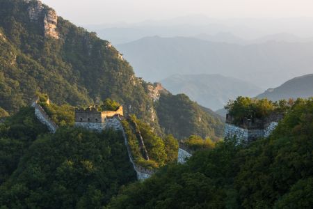 中国,北京,箭扣长城,历史古迹,自然风光,森林,山川,天空,植物,树木,建筑,雾
