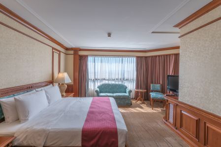 建筑,酒店,酒店房间,城镇,室内家居,商品,家具,床,居家室内,房间内景