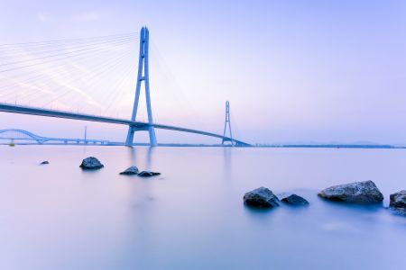 建筑,自然风光,城镇,天空,江河,岩石,桥,白云