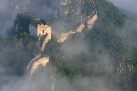 中国,北京,箭扣长城,历史古迹,自然风光,森林,山川,俯瞰,植物,树木,建筑,雾