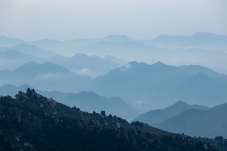 自然风光,山川,夜晚,全景,中国,河北,天空,雾,植物,树木,南楼台长城