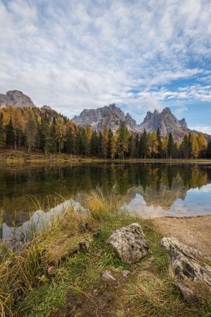 自然风光,山川,森林,天空,湖泊,白云,全景,风景