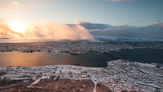 雪山,挪威,国际旅游,自然风光,天空,白云,山川,海洋