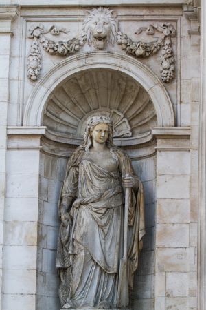 雕塑,雕像,建筑,历史古迹,宗教文化,城镇,奥地利