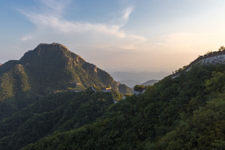 自然风光,箭扣长城,中国,北京,历史古迹,森林,山川,天空,植物,树木,建筑,白云