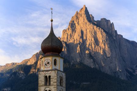 自然风光,建筑,现代建筑,仰拍,天空,高原,风景,树木