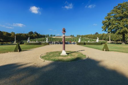 景点,道路,青草,树木,建筑,现代建筑,天空,特写,自然风光,城镇