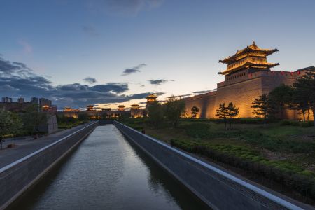 建筑,中国,山西,大同,城镇,天空,江河,夜晚,植物,树木,乌云