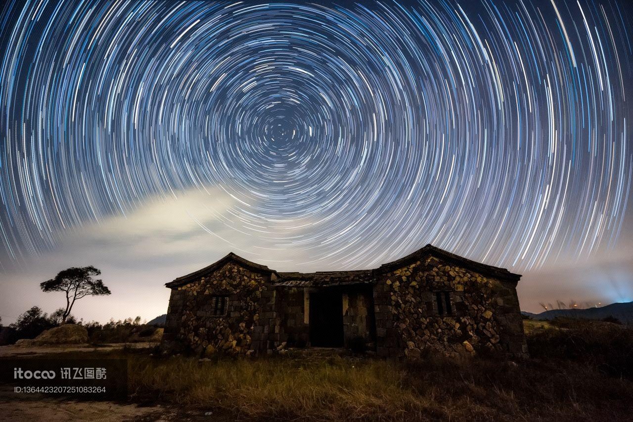 星空,星轨,小石屋