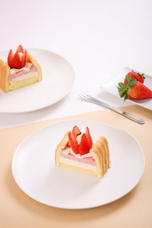蛋糕,草莓,草莓小蛋糕,甜点,糕点,生活工作