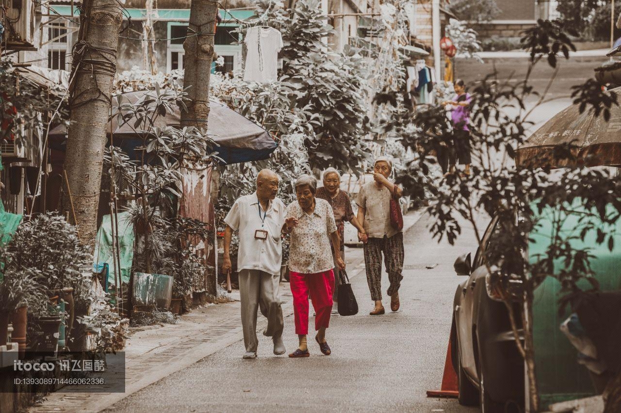 老人,交谈,馒头山