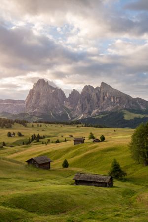 山川,山峦,自然风光,草原,白云,天空