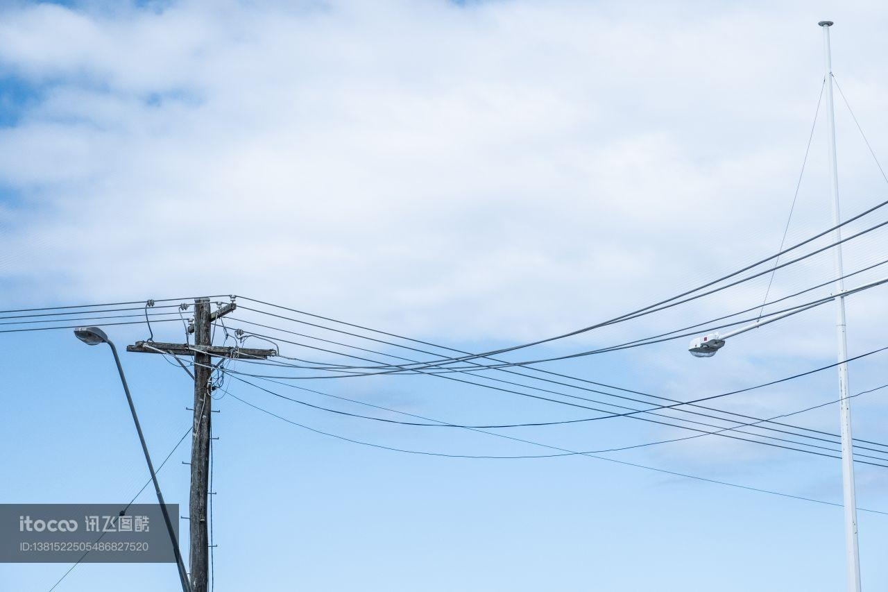 天空,电线杆,路灯/街灯